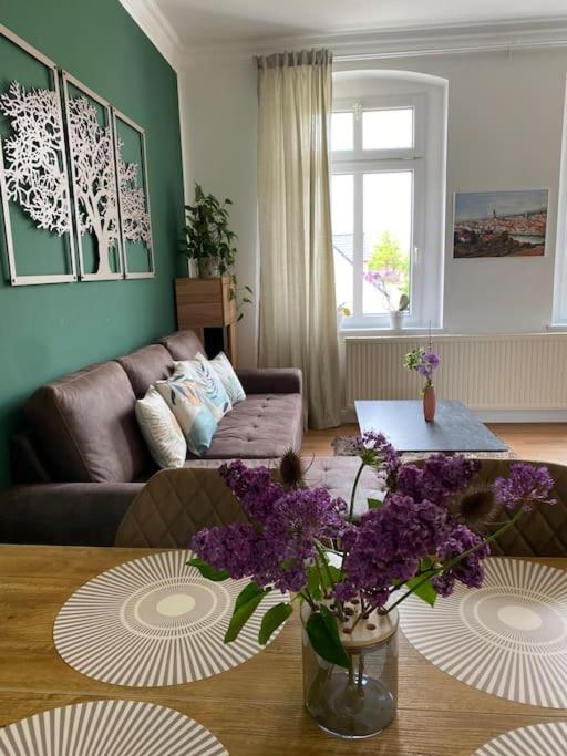 2-Zimmer Zentral In Ferdinandshof, Wlan Modern Kültér fotó